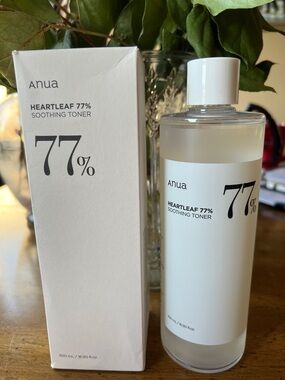 Heartleaf 77% Soothing Toner — White